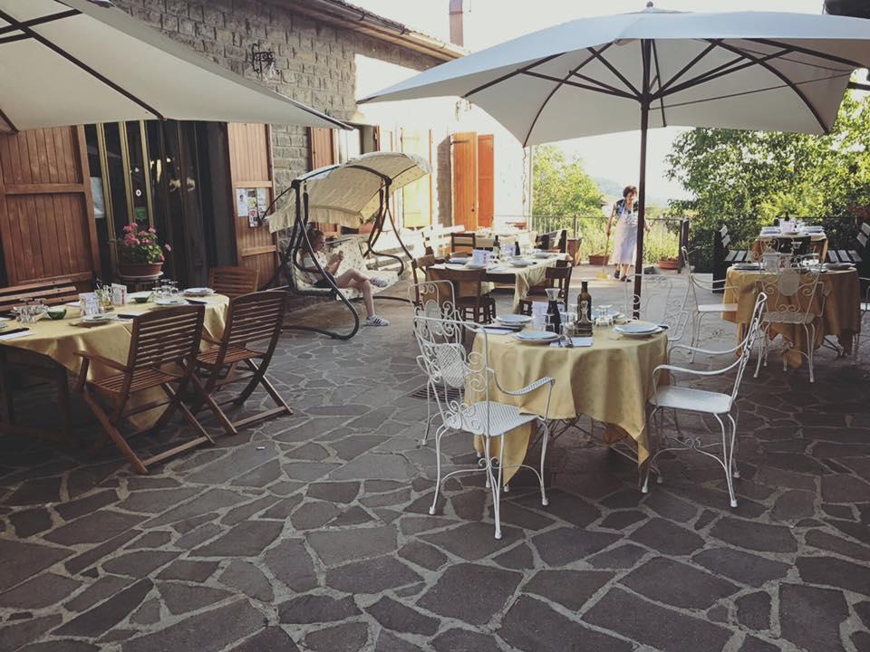Albergo Ristorante Letizia Кьюзи-делла-Верна Экстерьер фото