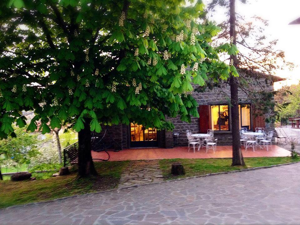 Albergo Ristorante Letizia Кьюзи-делла-Верна Экстерьер фото