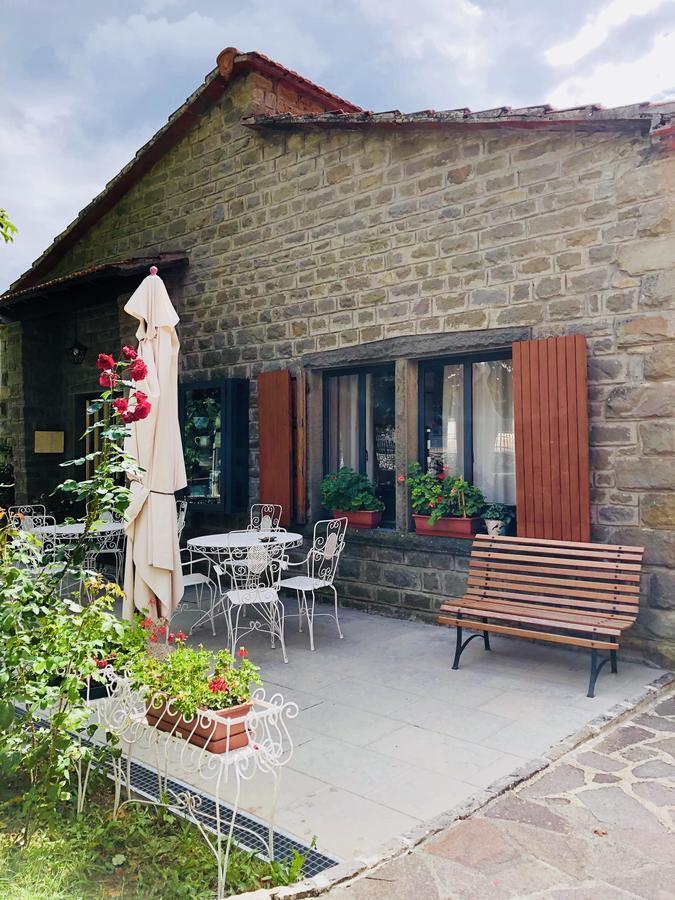 Albergo Ristorante Letizia Кьюзи-делла-Верна Экстерьер фото